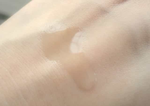 带状性泡疹吃什(带状性泡疹什么症状)